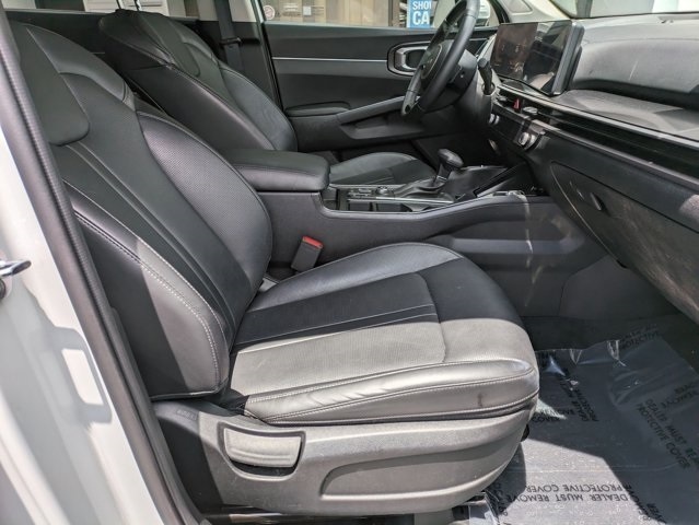 Thumbnail: 2024 Kia Sorento - 32