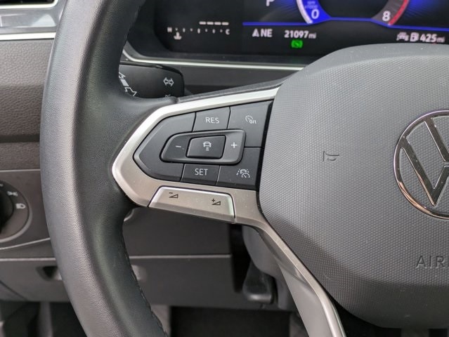 Thumbnail: 2024 Volkswagen Tiguan - 13