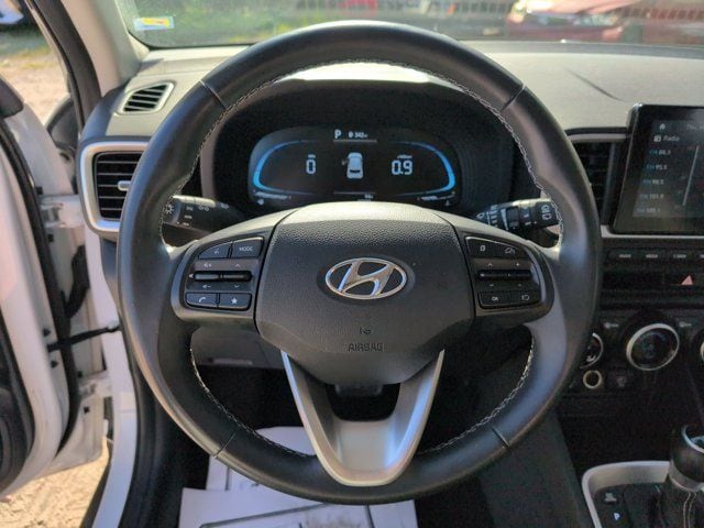 Thumbnail: 2025 Hyundai Venue - 22
