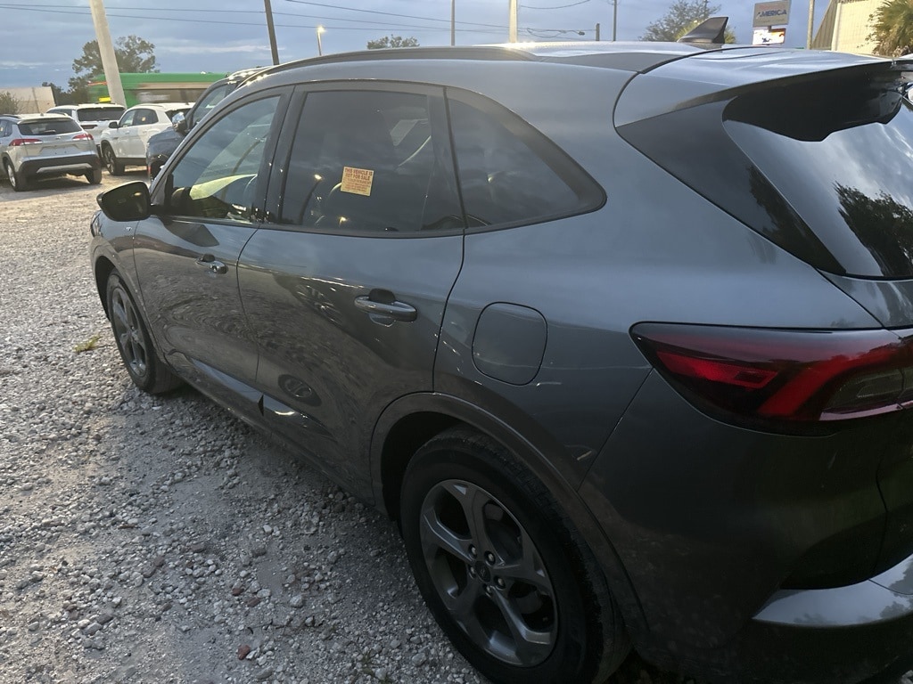 Thumbnail: 2024 Ford Escape - 3