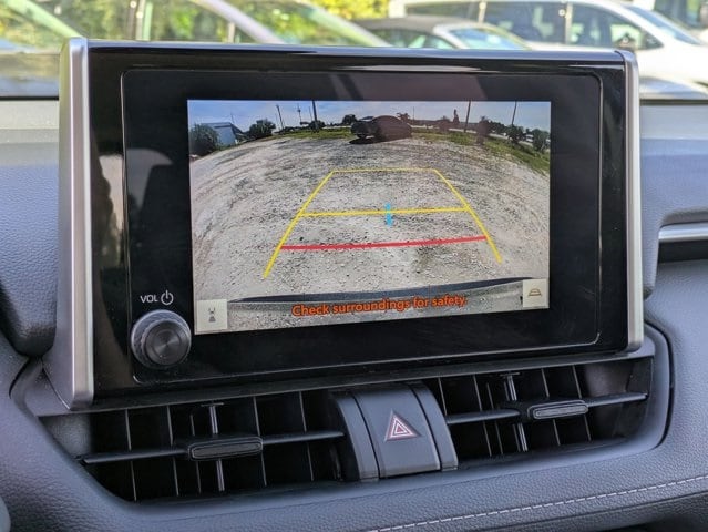 Thumbnail: 2025 Toyota RAV4 - 17