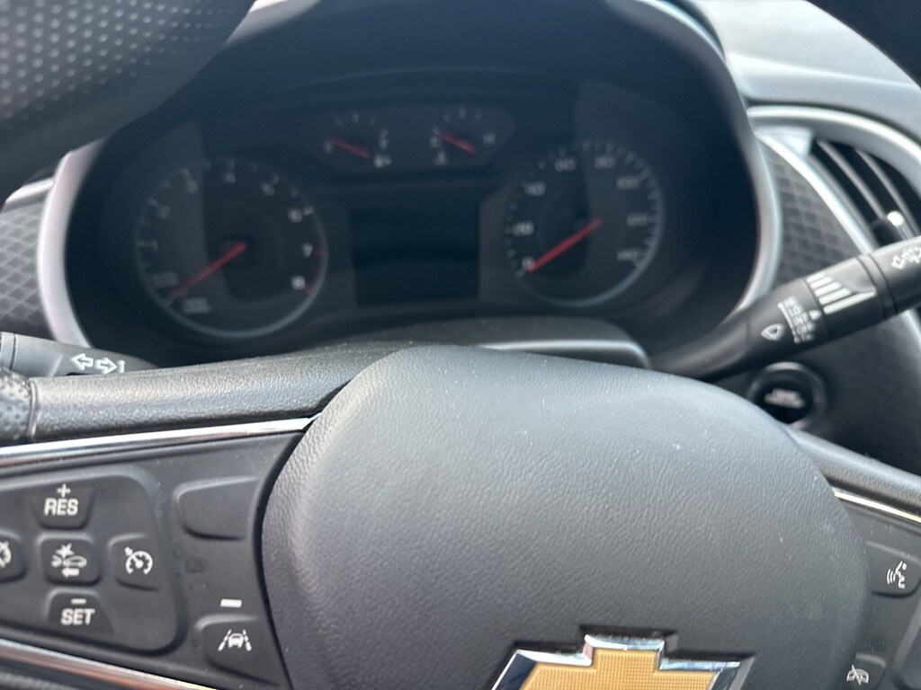 2024 Chevrolet Malibu 1LT photo 4