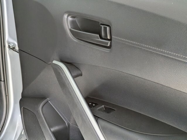 Thumbnail: 2025 Toyota Corolla Cross - 31