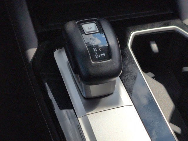 Thumbnail: 2025 Mitsubishi Outlander - 20