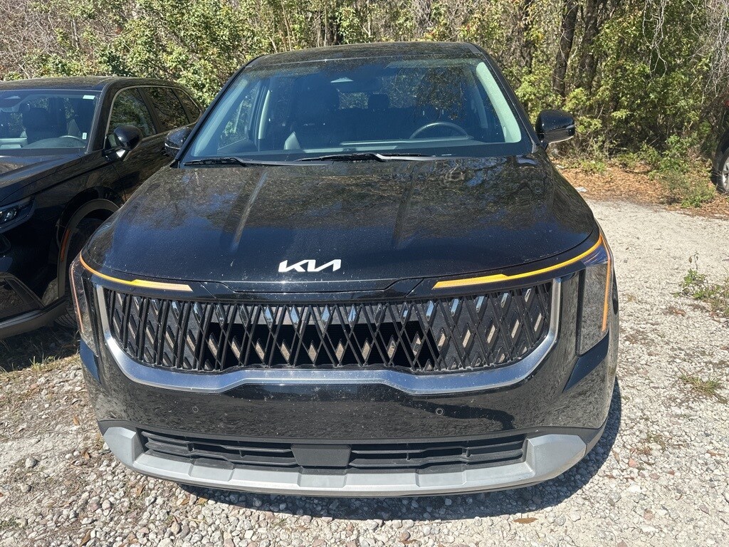 Certified 2025 Kia Carnival Van Passenger Van