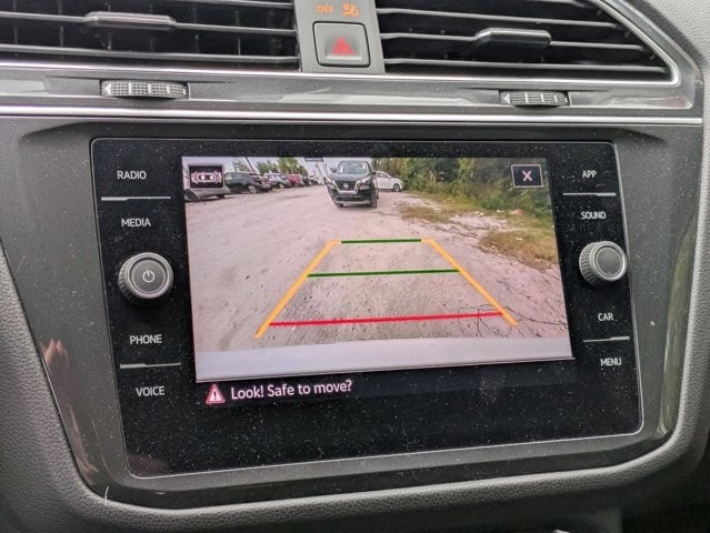 Thumbnail: 2024 Volkswagen Tiguan - 9