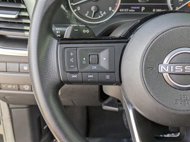 2023 Nissan Rogue SV 17
