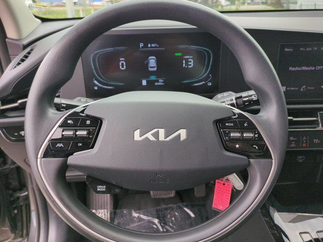 Thumbnail: 2025 Kia Niro - 22