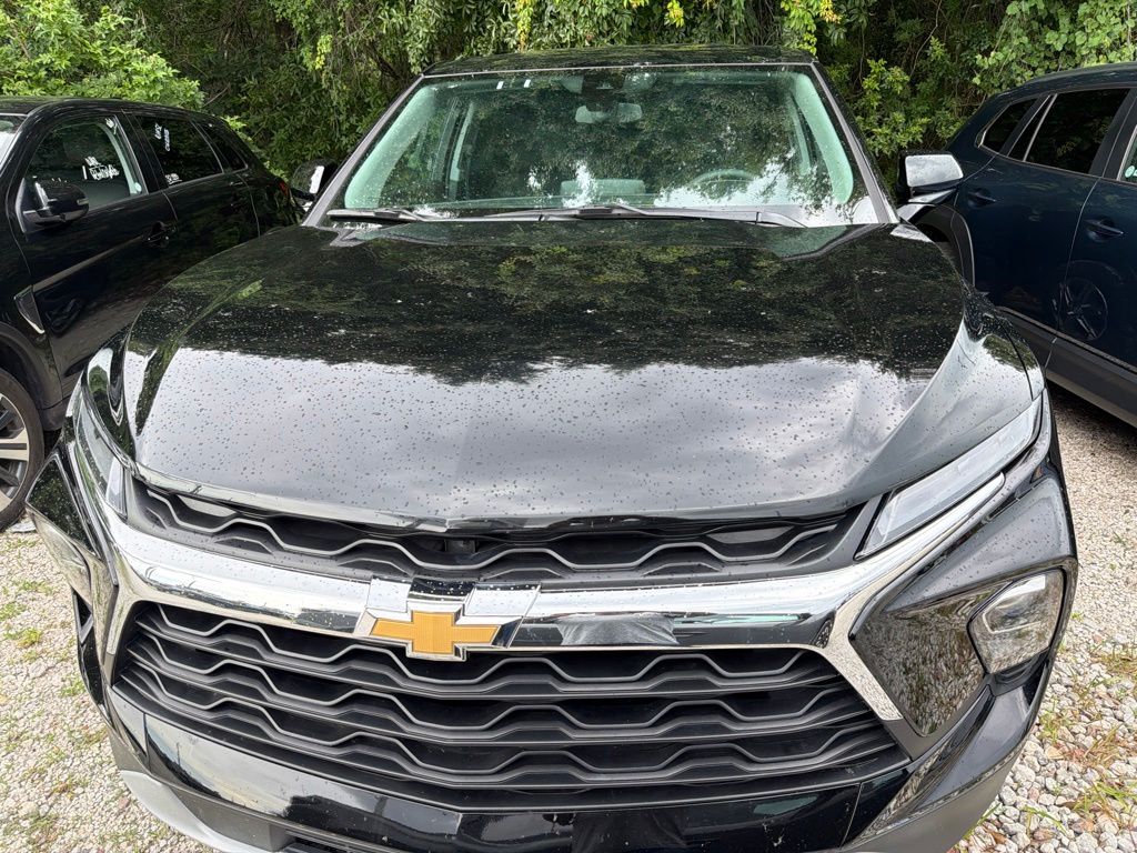 Thumbnail: 2025 Chevrolet Blazer - 4