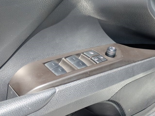 Thumbnail: 2024 Toyota Camry - 10