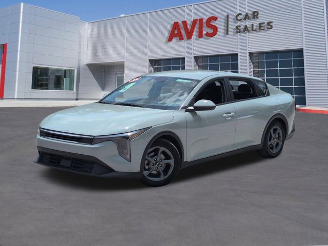 2025 Kia K4 LXS AT's photo