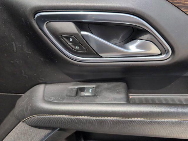 Thumbnail: 2023 Chevrolet Suburban - 35