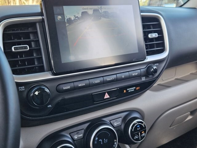 Thumbnail: 2025 Hyundai Venue - 18