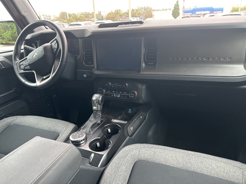 Thumbnail: 2025 Ford Bronco - 5