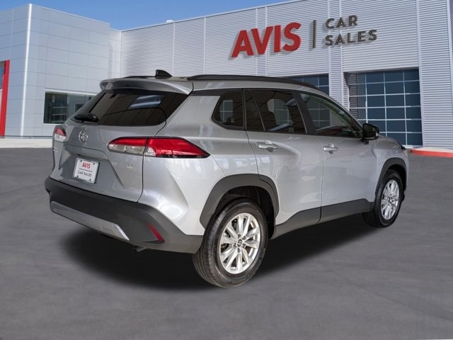 Thumbnail: 2025 Toyota Corolla Cross - 3