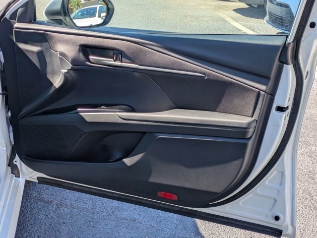 Thumbnail: 2025 Toyota Camry - 33