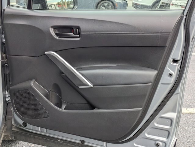 Thumbnail: 2024 Toyota Corolla Cross - 27