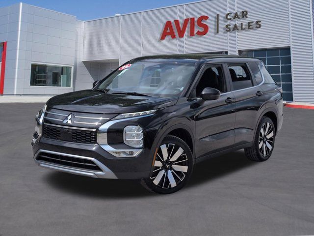 2025 Mitsubishi Outlander SE 2WD's photo