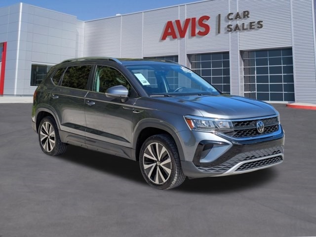 Thumbnail: 2024 Volkswagen Taos - 3