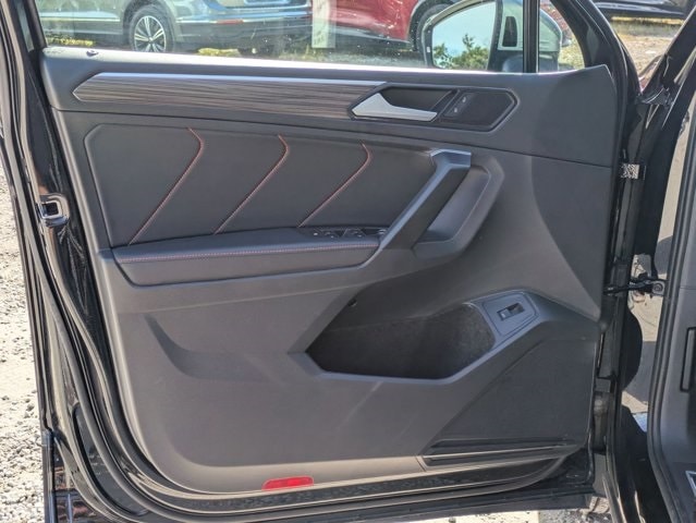 Thumbnail: 2024 Volkswagen Tiguan - 2