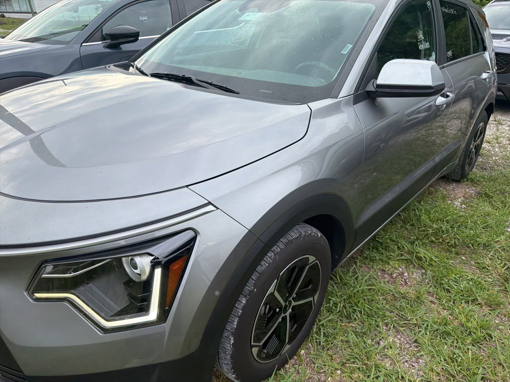2025 Kia Niro's photo