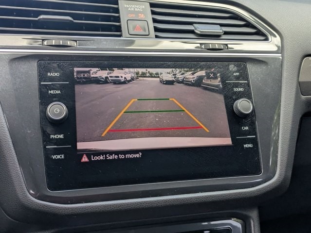 Thumbnail: 2024 Volkswagen Tiguan - 18