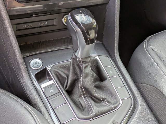 Thumbnail: 2024 Volkswagen Tiguan - 11