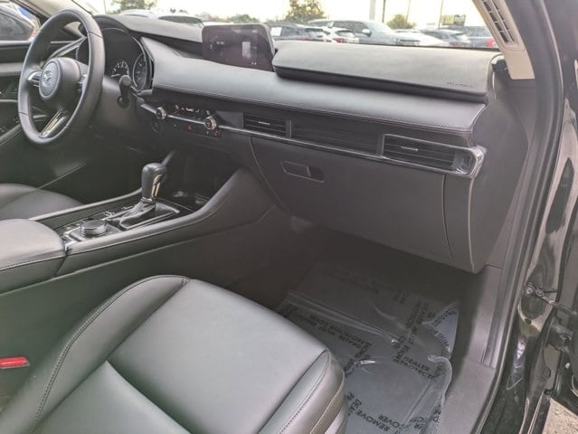 Thumbnail: 2025 Mazda Mazda3 - 25