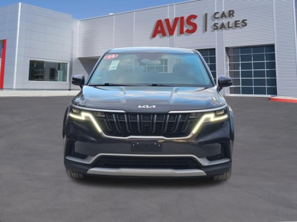 Certified 2024 Kia Carnival LX MPV