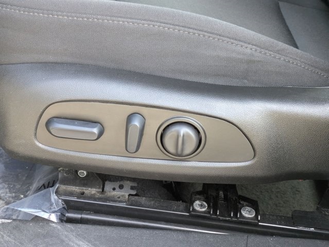 Thumbnail: 2024 Chevrolet Malibu - 6