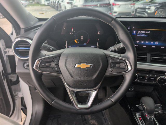 Thumbnail: 2025 Chevrolet Trax - 22