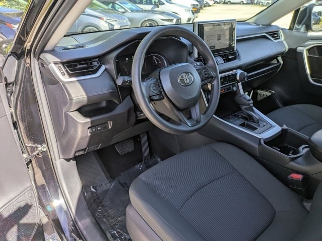 Thumbnail: 2025 Toyota RAV4 - 14