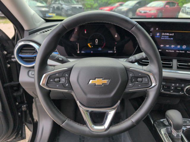 Thumbnail: 2025 Chevrolet Trax - 22