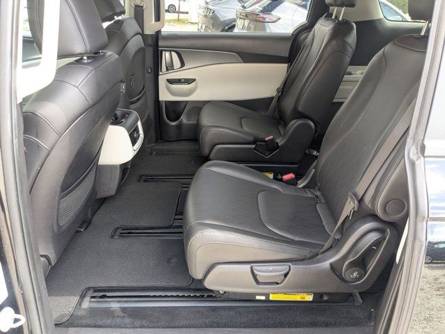 Thumbnail: 2024 Kia Carnival - 24