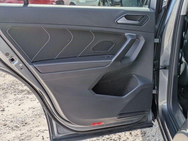 Thumbnail: 2024 Volkswagen Tiguan - 19