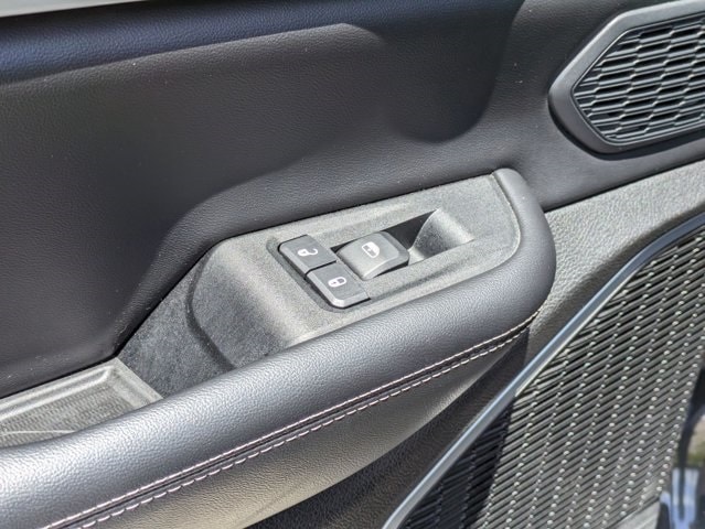 2023 Jeep Grand Cherokee 4xe 28