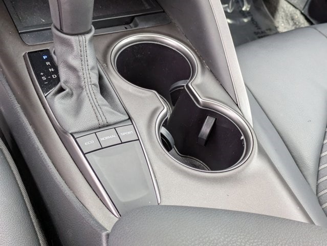 Thumbnail: 2024 Toyota Camry - 23