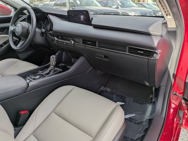 Thumbnail: 2025 Mazda Mazda3 - 25