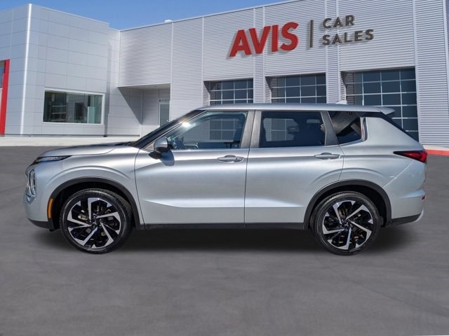 Thumbnail: 2024 Mitsubishi Outlander - 8