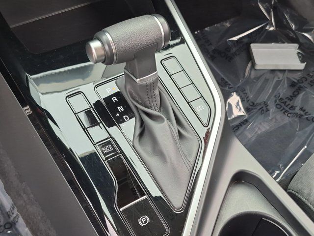 Thumbnail: 2025 Kia Niro - 19