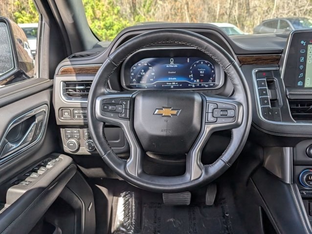 Thumbnail: 2023 Chevrolet Suburban - 22