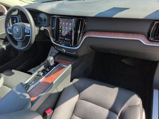 Thumbnail: 2025 Volvo S60 - 31