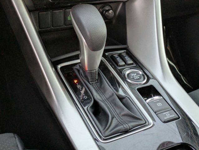 Thumbnail: 2024 Mitsubishi Eclipse Cross - 13