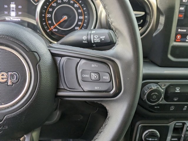Thumbnail: 2023 Jeep Gladiator - 21