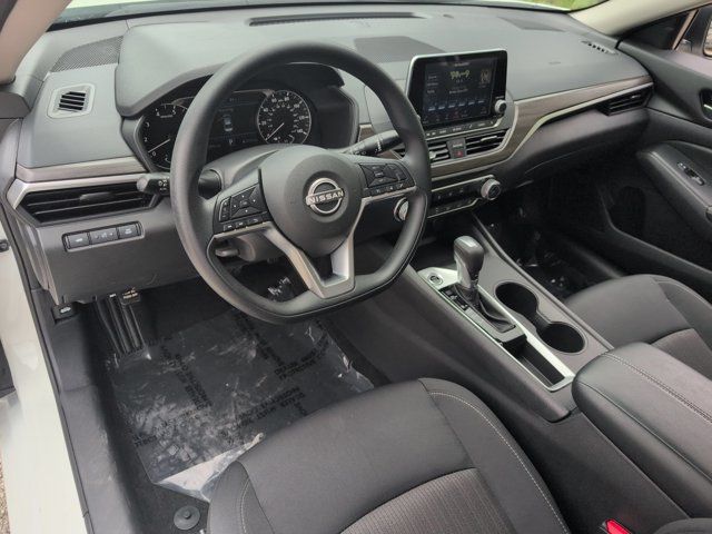 Thumbnail: 2025 Nissan Altima - 15