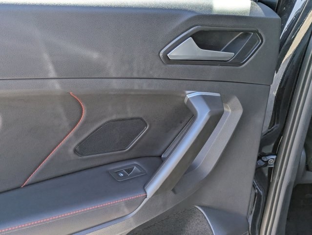 Thumbnail: 2024 Volkswagen Tiguan - 19