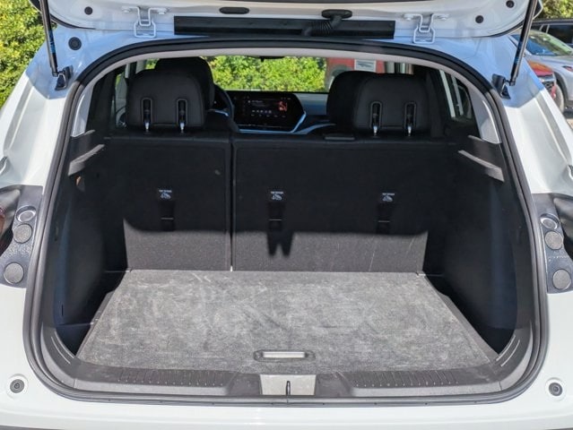 Thumbnail: 2025 Chevrolet Trax - 26