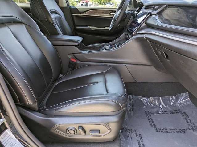 2023 Jeep Grand Cherokee 4xe 32
