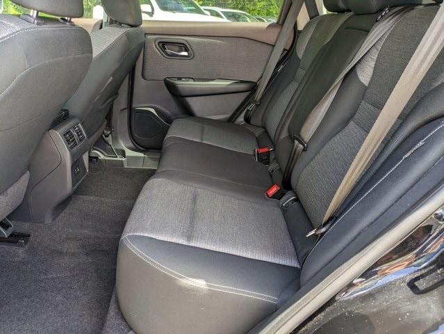 2023 Nissan Rogue SV 25