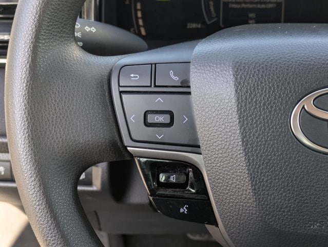 Thumbnail: 2025 Toyota Camry - 13